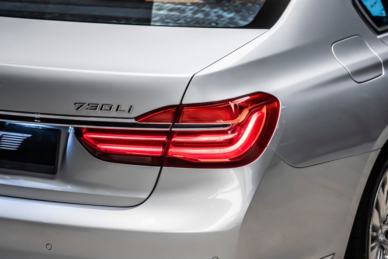 بي أم دبليو 730i