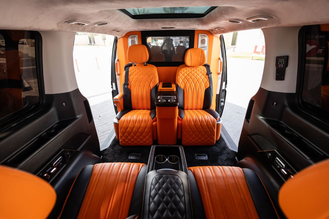 Hyundai Staria 3.5L Luxury (7 Seater)