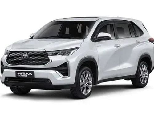 تويوتا إينوفا 2.4 NORMAL AND HYBRID AVAILABLE