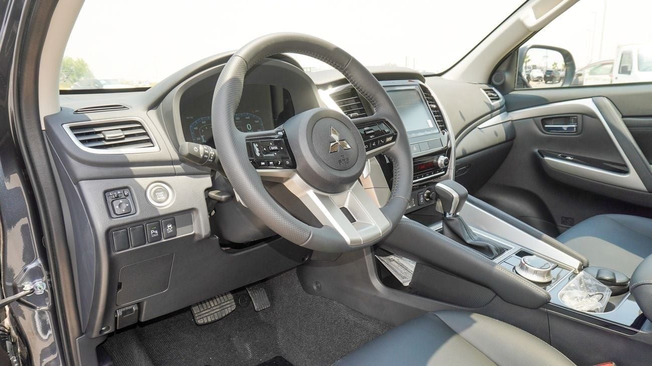 ميتسوبيشي مونتيرو سبورت Brand New Montero Sport GLS 2025 Export 3.0L 4WD Petrol A/T|Grey/Black|MONTEROSPORT-GLS-25|