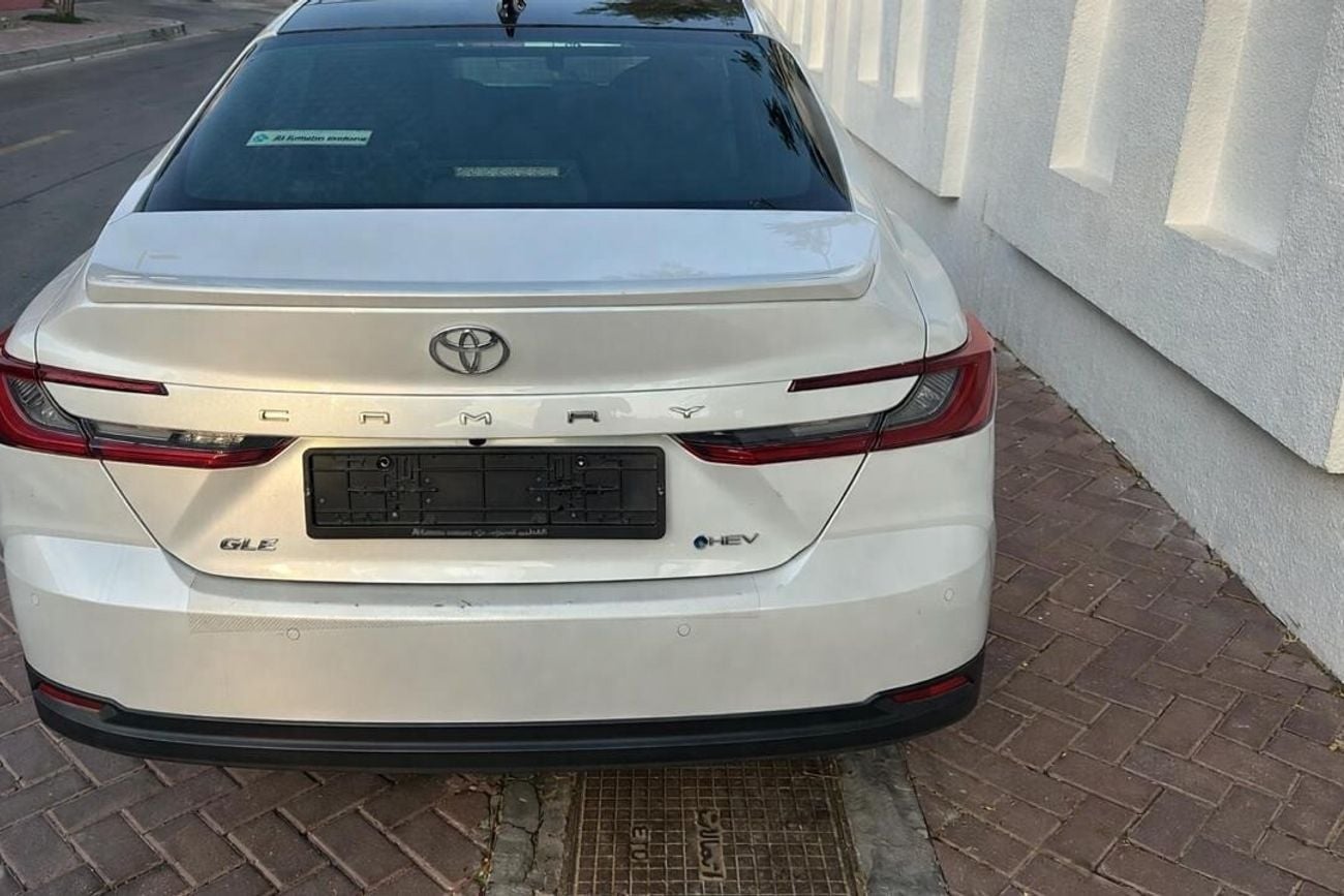 Toyota Camry E HEV