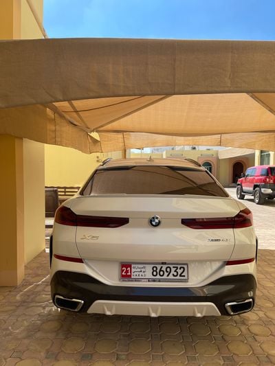 ميتسوبيشي فوسو كانتير Full option Abu Dhabi Motors