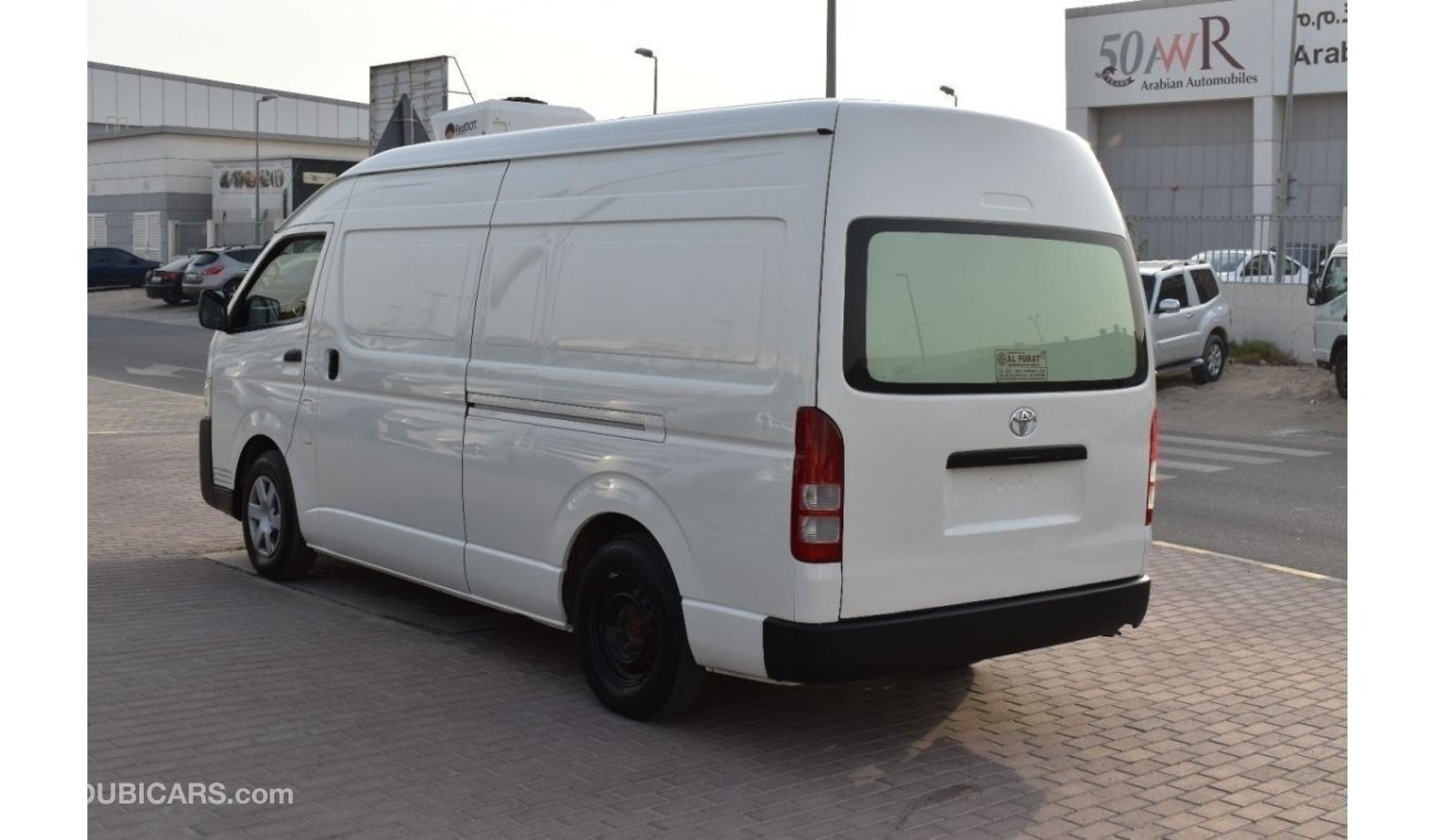 Toyota Hiace 2015 | TOYOTA HIACE HIGH-ROOF CHILLER VAN 3-SEATER | 5-DOORS | GCC | VERY WELL-MAINTAINED | SPECTACU
