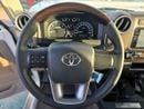 Toyota Land Cruiser Pick Up SC 4.0L Toyota L.C Single cabin Pick Up 4.0l petrol v6 M/T 4WD Gcc specs  2025 Model