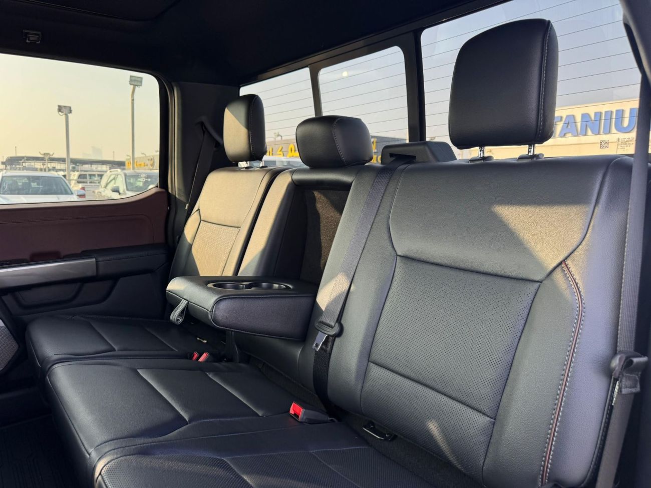 Ford F 150 Lariat Special Edition 3.5L Lariat 3.5L Petrol V6 2023 Export Price @ 165,000 AED