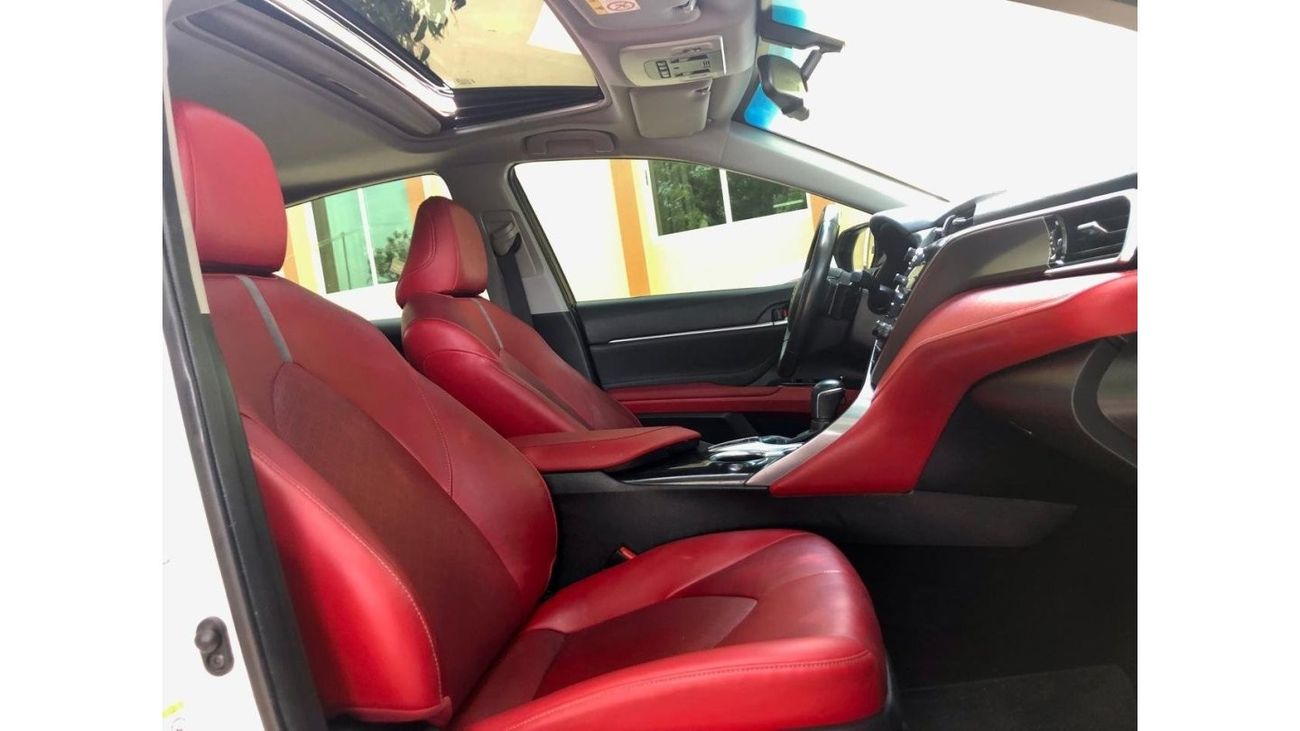 تويوتا كامري TOYOTA Camry Grand ،Sport ،V6 ،2018 ،GCC ،Top of range, service history