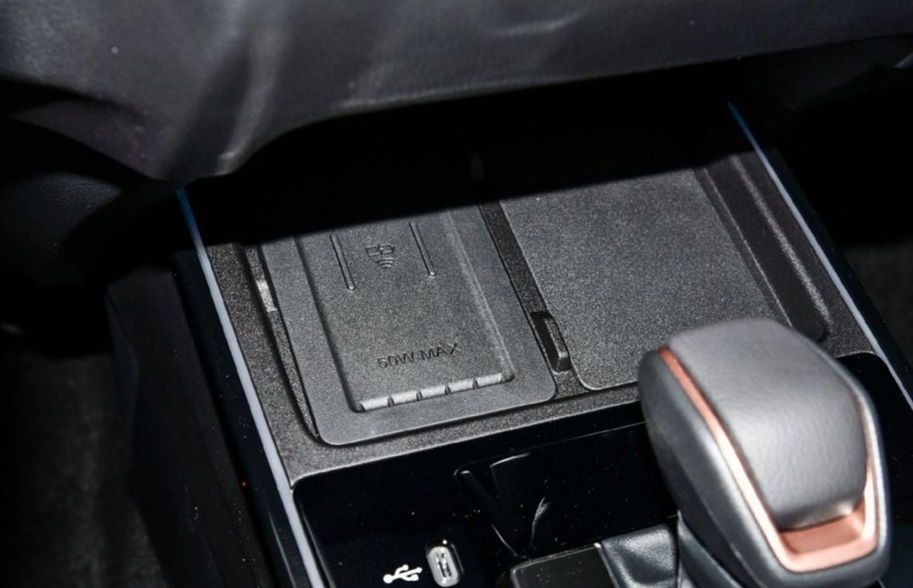 تويوتا فرونتلاندر Luxury