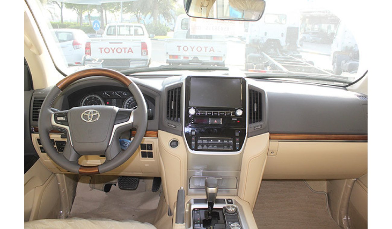 Toyota Land Cruiser 4.5L Diesel GXR MY17