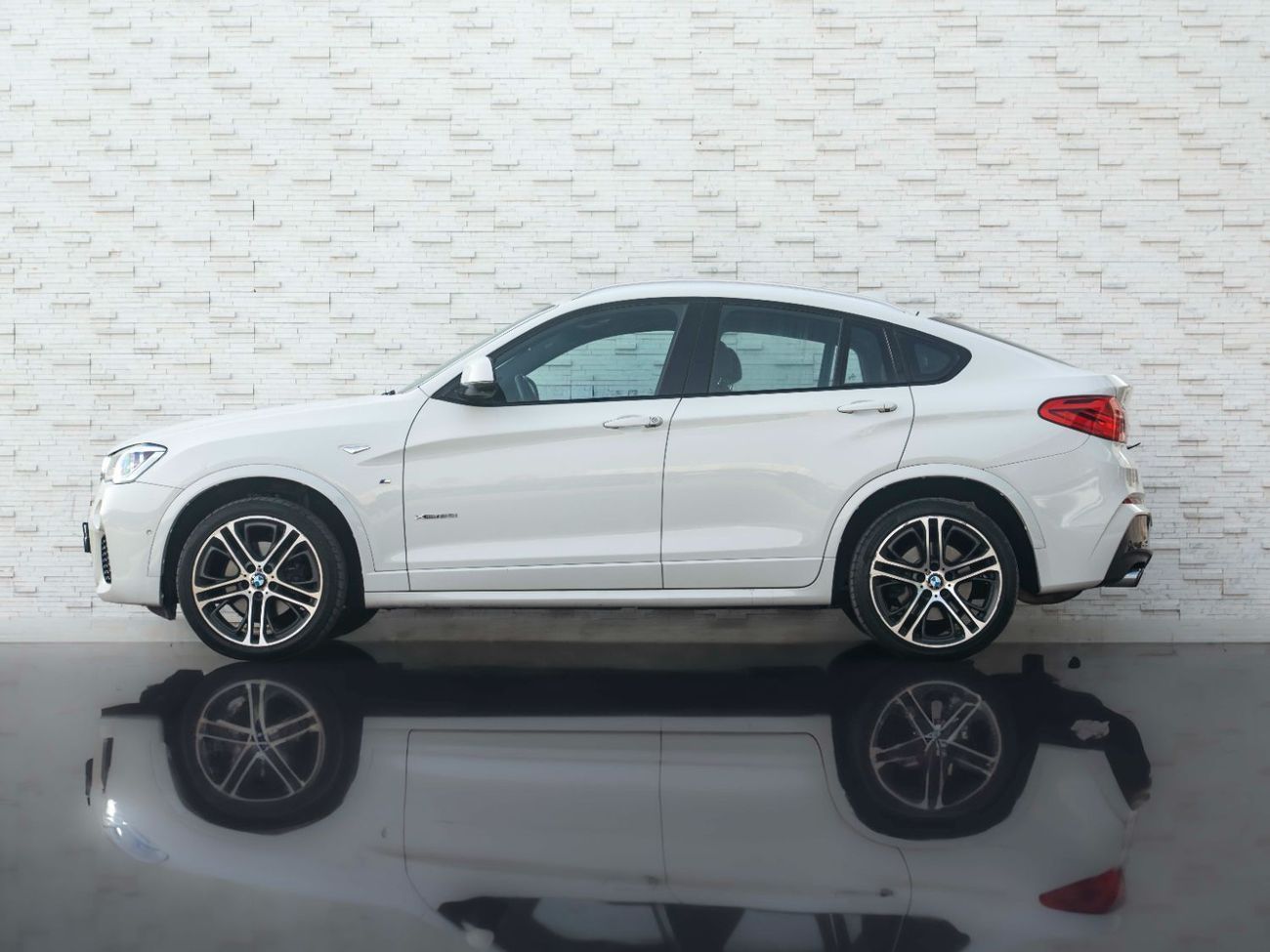 بي أم دبليو X4 xDrive 28i 2.0L