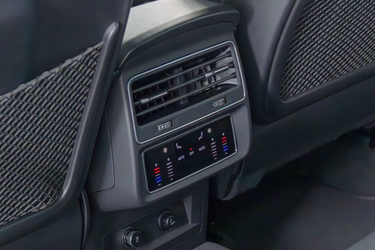 أودي RSQ8 TFSI quattro 4.0L