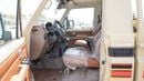 Toyota Land Cruiser Pick Up LX 4.0L V6 Single Cabin A/T