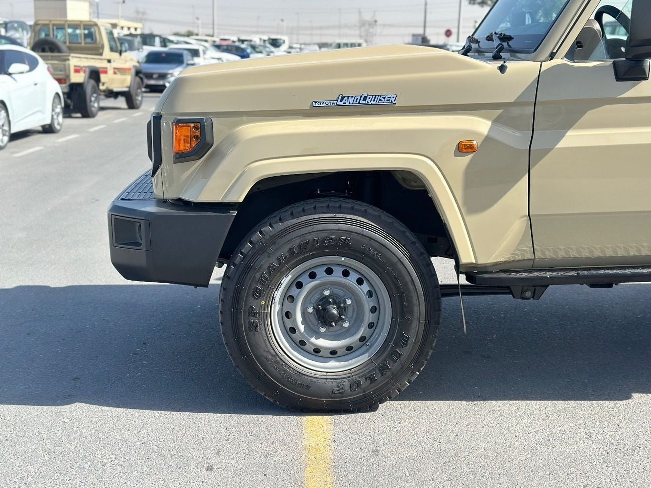 تويوتا لاند كروزر بيك آب Std 4.0L Single Cab Utility 4WD