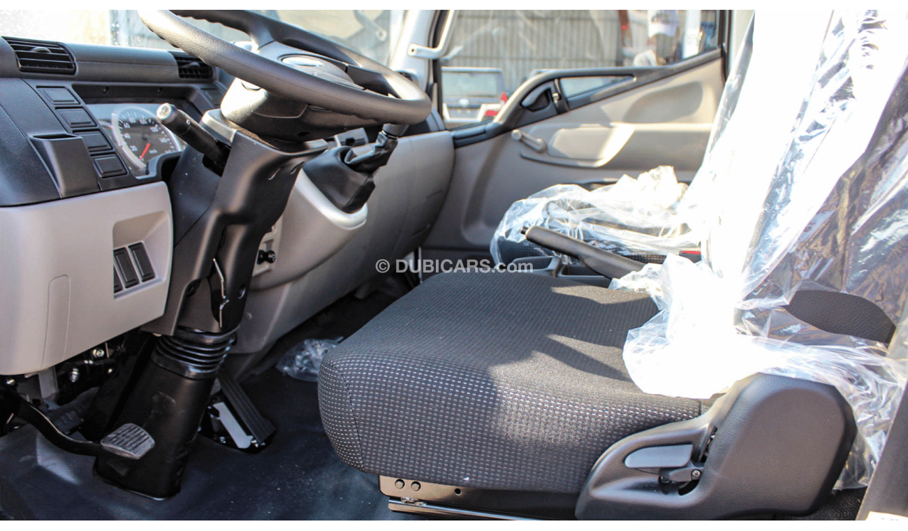 Mitsubishi Fuso Canter MITSUBISHI CANTER 4.2L