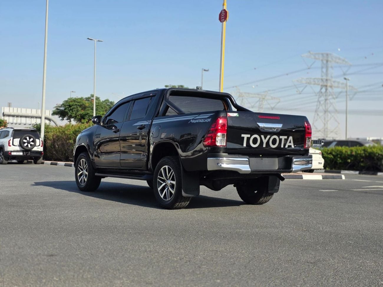 Toyota Hilux 2018 | 2.8L DIESEL | AT | RHD | SPORTS BAR | DOWNHILL ASSIST | CRUISE CONTROL