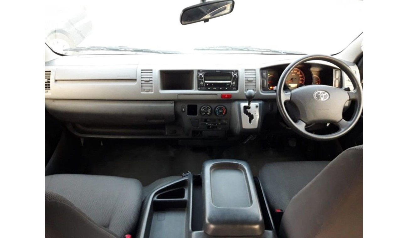 Toyota Hiace Hiace Commuter Van  (Stock no PM 67)