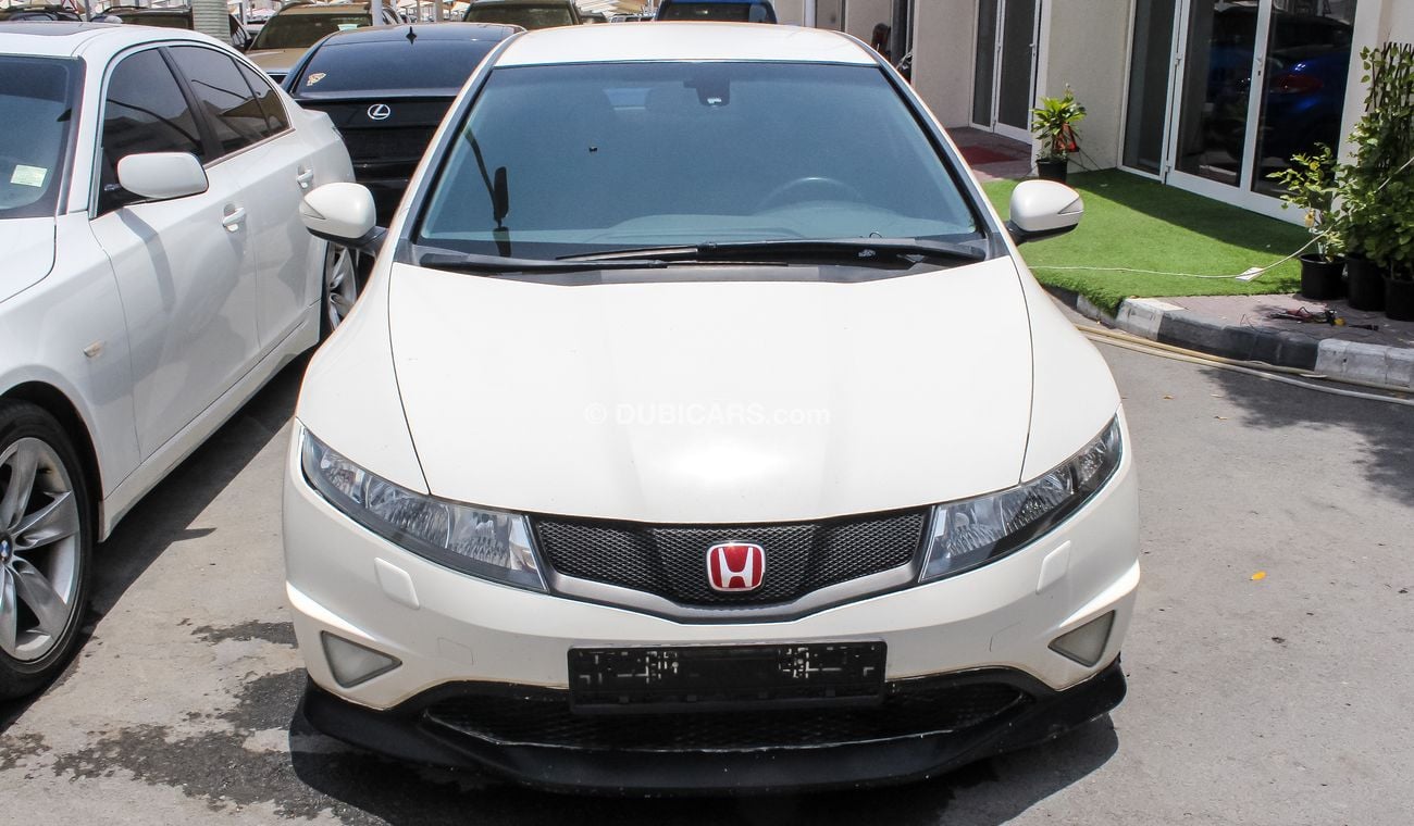 Honda Civic 2010 model Gulf specs Manuel gear 2 remote keys