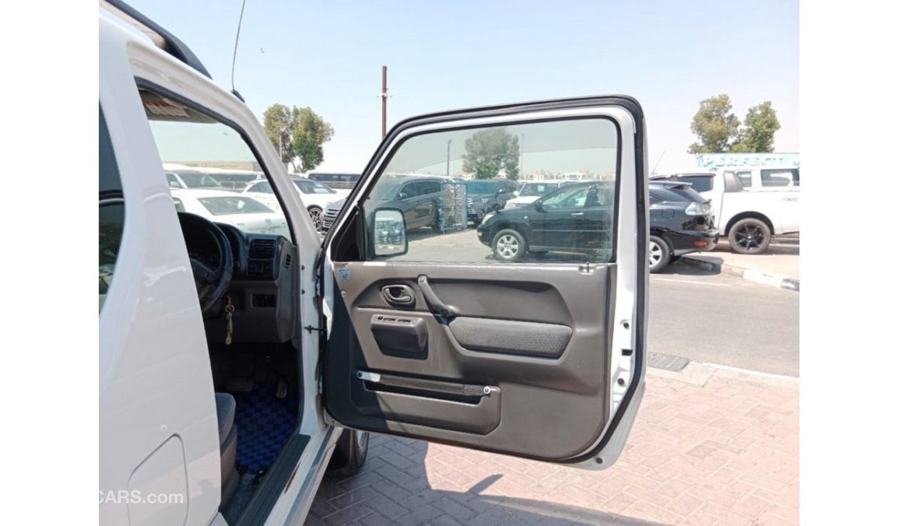 سوزوكي جيمني SUZUKI JIMNY RIGHT HAND DRIVE(PM00697)