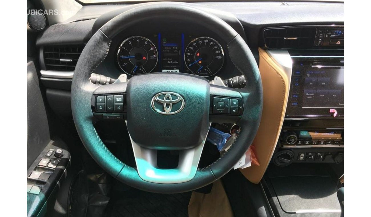 Toyota Fortuner 2.7l Petrol 7 seater Automatic High option///2020