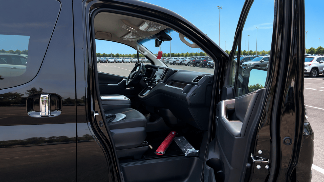 تويوتا جرافينا Premium - 3.5L Petrol Auto - 6 Seats - Black Interior - 2026 Model