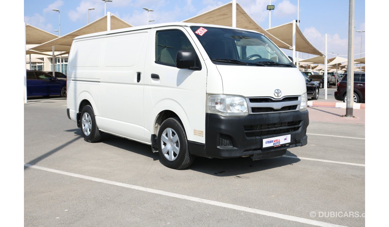 تويوتا هاياس STANDARD ROOF PANEL VAN