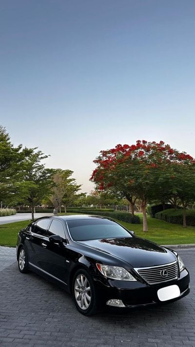 Lexus LS460