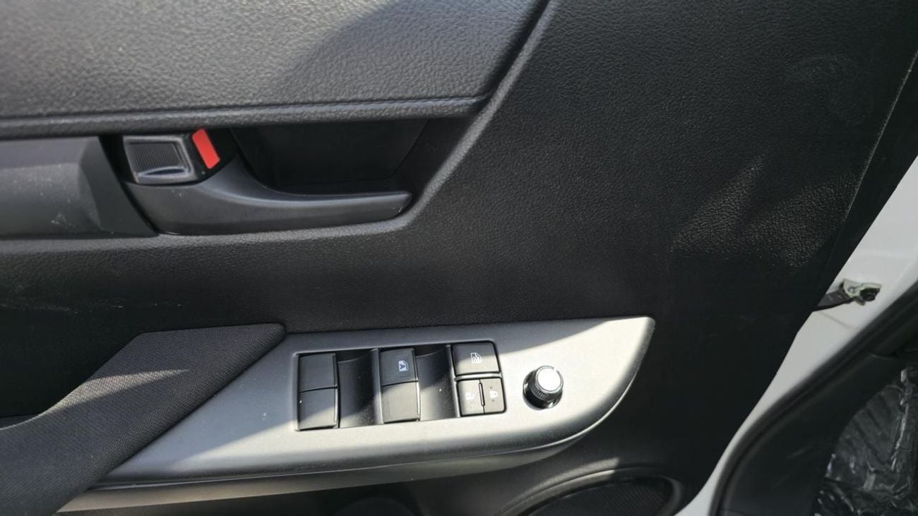 Toyota Hilux Toyota Hilux Double Cabin 2.7L Petrol Auto Wide Body