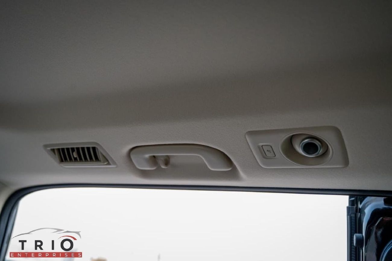 Toyota Granvia TOYOTA GRANVIA - 3.5L - PETROL - AT - FULL OPTION - 2026 MY ( BLACK / BEIGE )