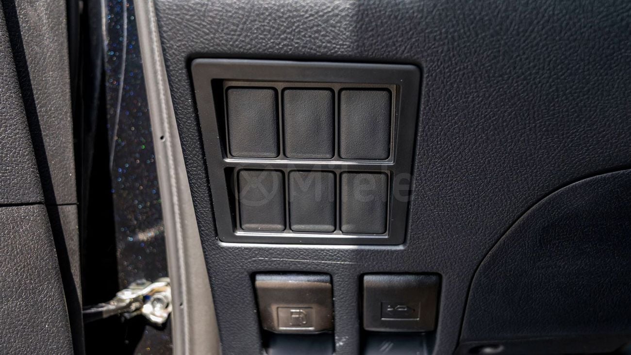 Toyota Fortuner 2.7P AT 4X4