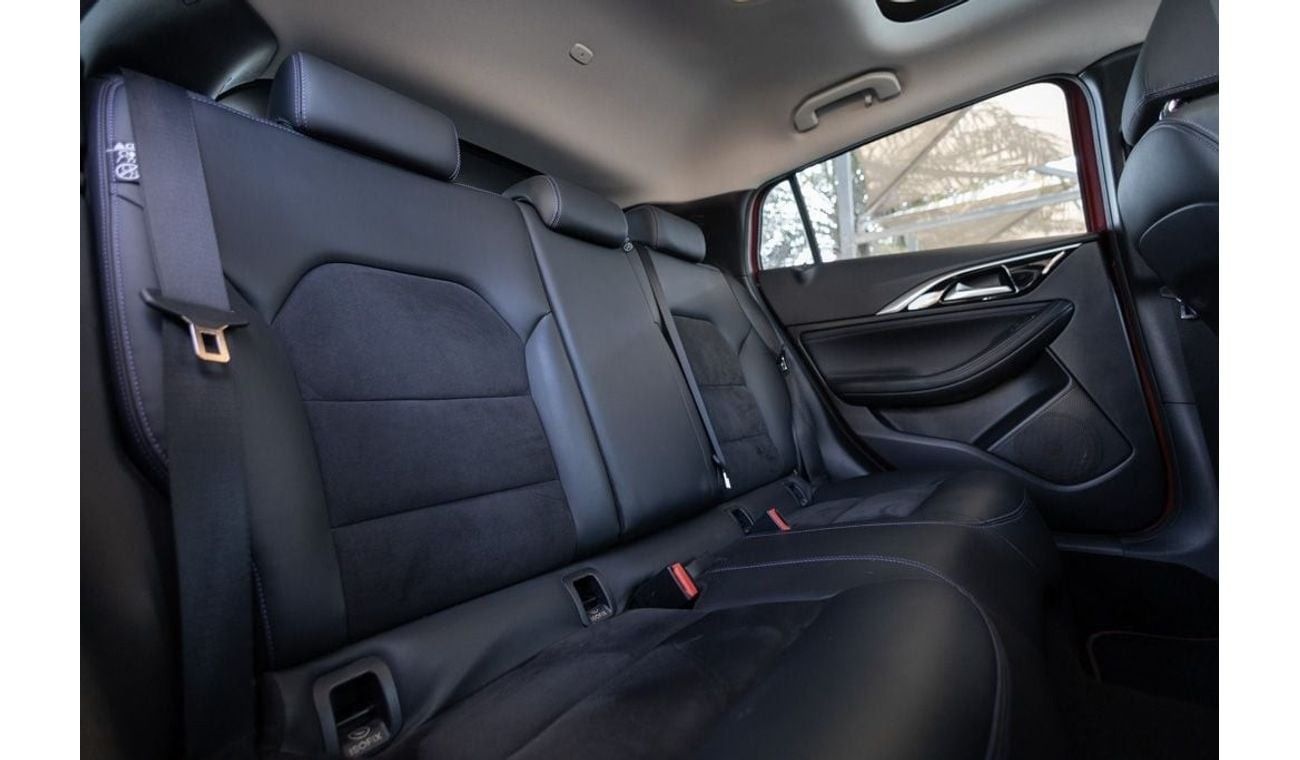 Infiniti Q30 Infiniti Q30 2019 GCC under Warranty with Flexible Down-Payment.