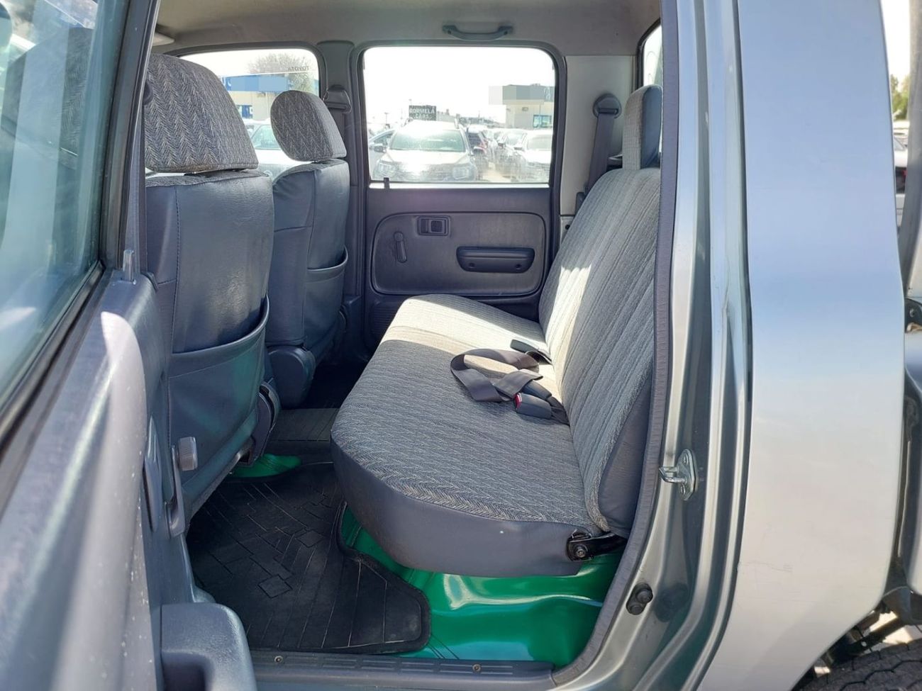 تويوتا هيلوكس TOYOTA HILUX PICKUP RHD 2003 MODEL 3.0 L DIESEL MANUAL(PM28598)