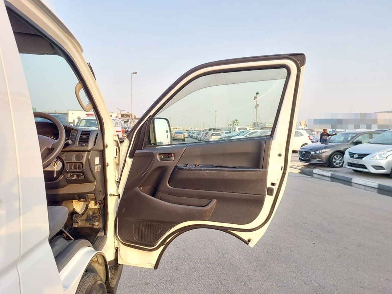Toyota Hiace 2016 TOYOTA HIACE VAN RHD 3.0 L DIESEL AUTOMATIC (PM94354)