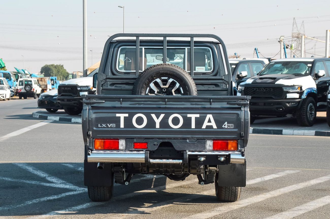 Toyota Land Cruiser Pick Up TOYOTA LAND CRUISER 79 4.0L 4WD PETROL PICKUP 2025