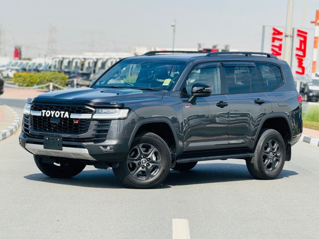 Toyota Land Cruiser Lc300 GR sports, Brand new RHD