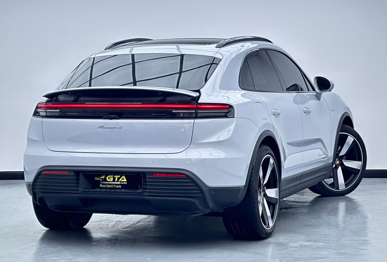 بورش ماكان 2024 Porsche Macan 4 EV, 06/2028 Porsche Warranty, Porsche Full Service History, GCC