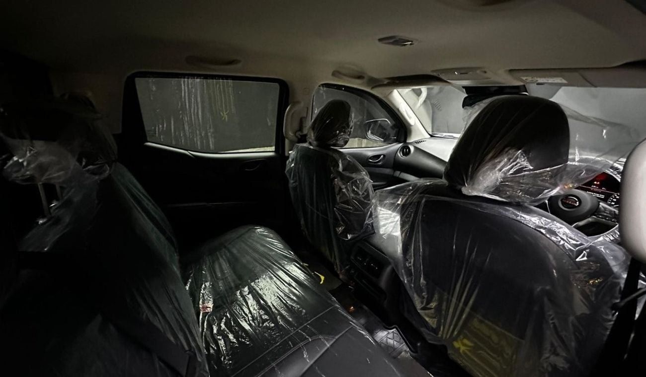 نيسان نافارا Diesel 2.3 Liter Right Hand Drive Automatic Full Option