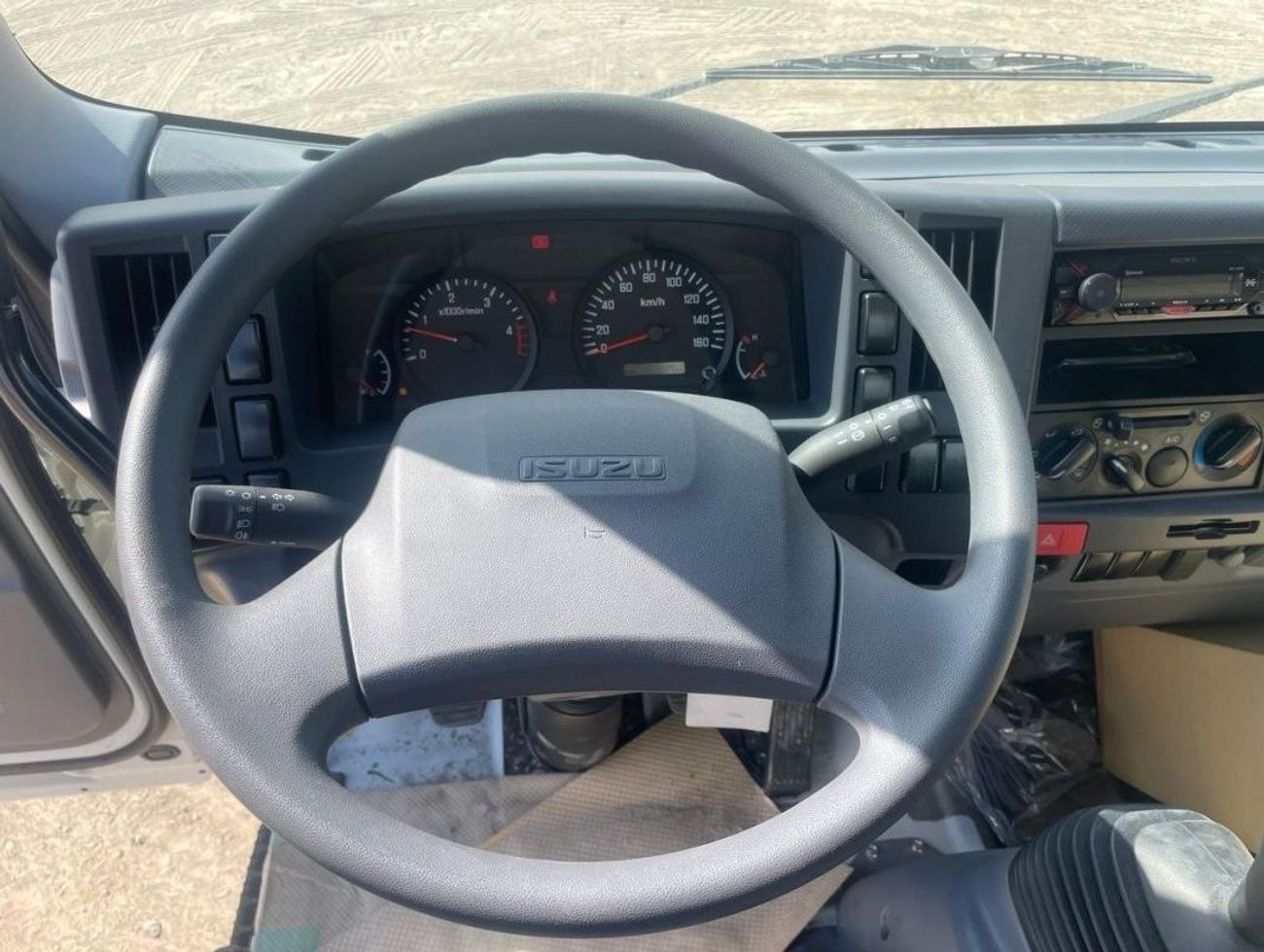 إيسوزو NMR Isuzu NMR85E2S Dump Truck 4x2