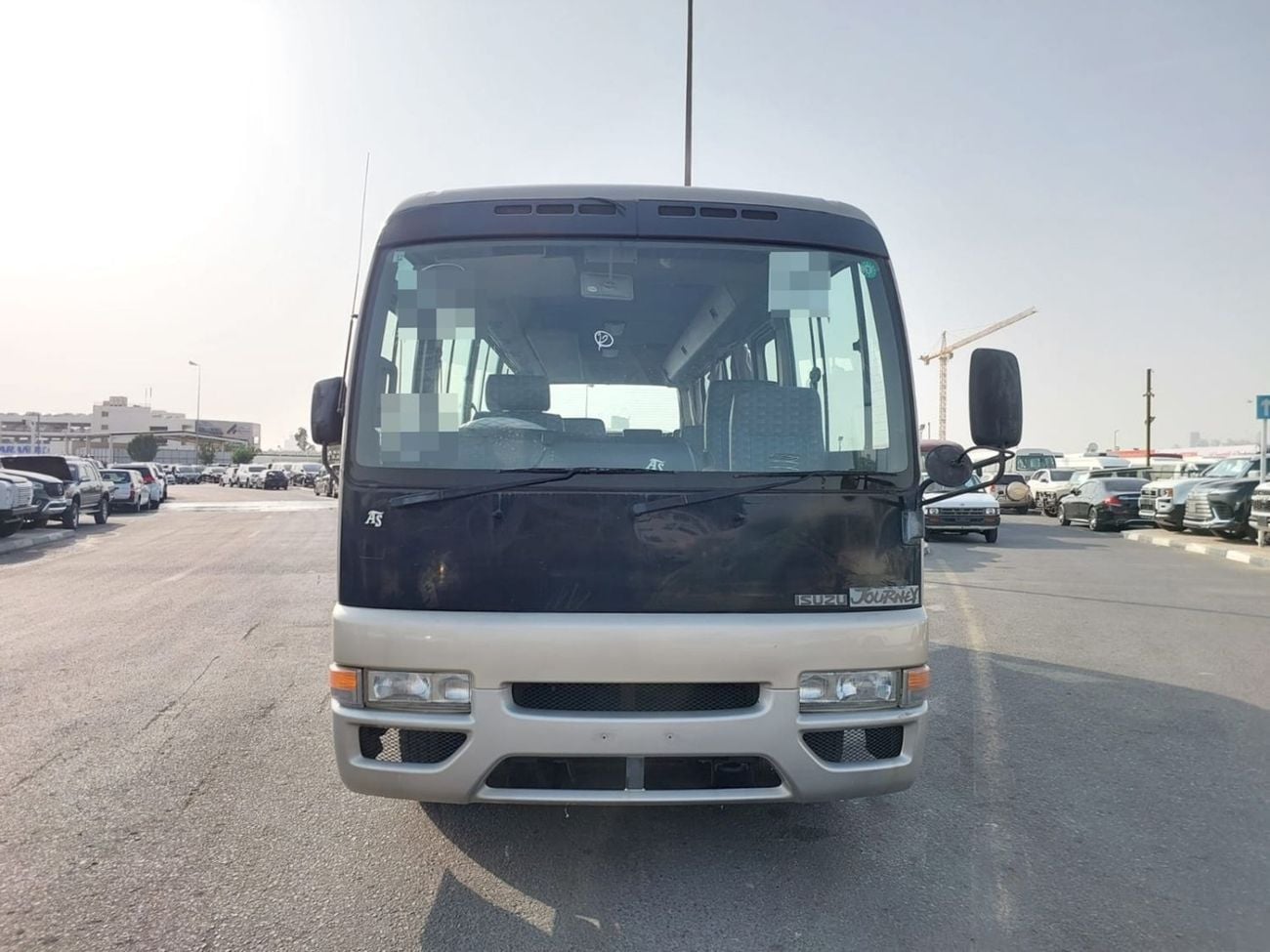 إيسوزو جرنی (RAMADAN OFFER) ISUZU JOURNEY BUS RHD 2002 MODEL 4.2 L DIESEL AUTOMATIC(PM05059)