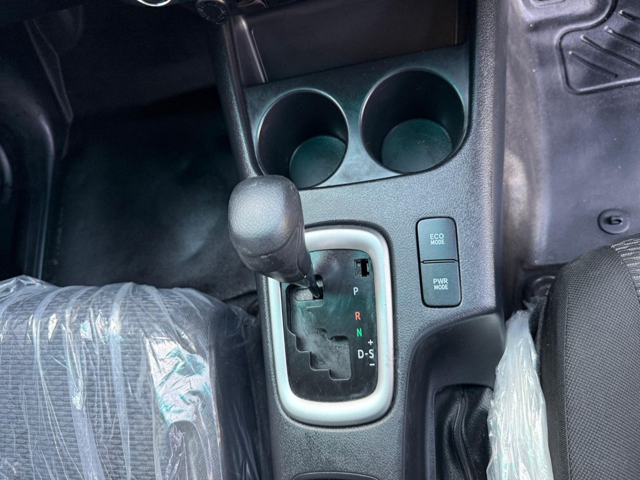 تويوتا هيلوكس Only for export Right Hand Drive