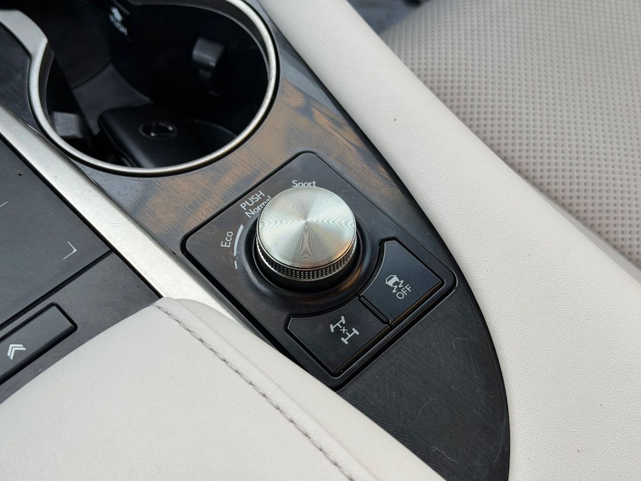 لكزس RX 350 2020 LEXUS RX350 FULL OPTIONS IMPORTED FROM USA