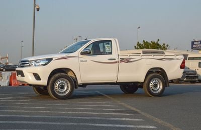 تويوتا هيلوكس 2.7L 4WD PETROL MT SC 2026