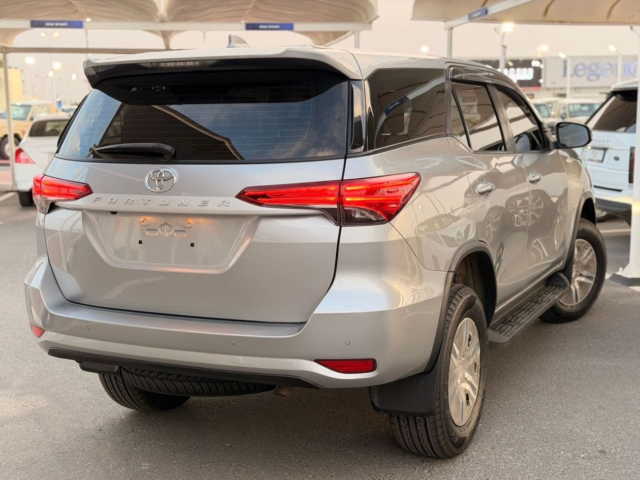 تويوتا فورتونر VX2 4X4 Diesel 2.8L