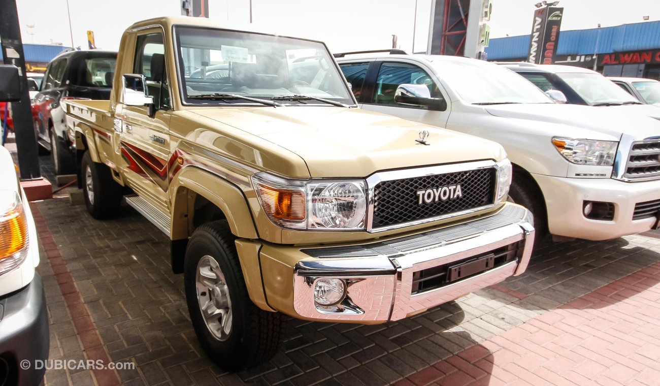 Toyota Land Cruiser Pick Up LX V6