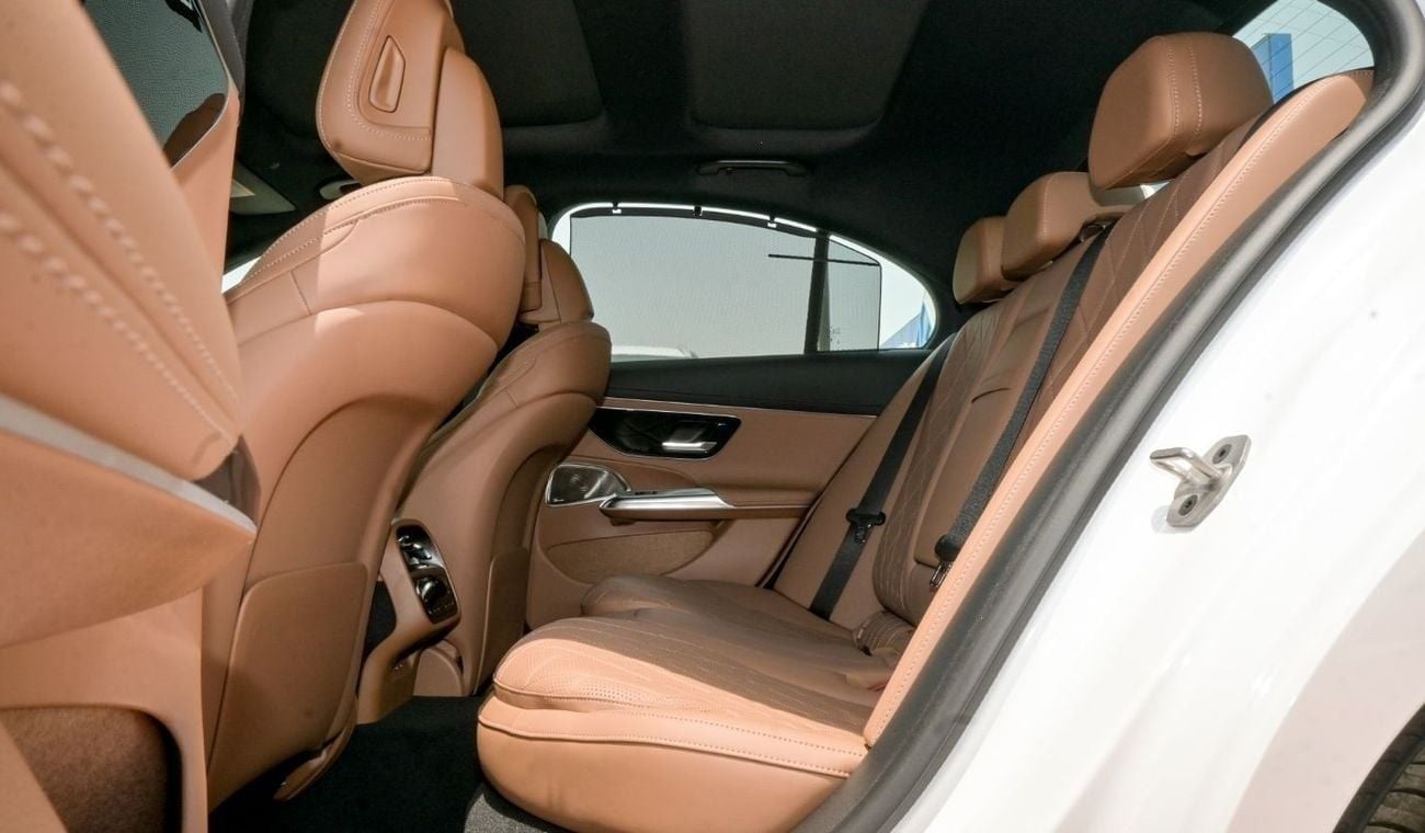 Mercedes-Benz E200 Mercedes-Benz E200 Premium Plus | AMG Night Package |Hyper Screen | Fully Loaded 2024 Special Offer