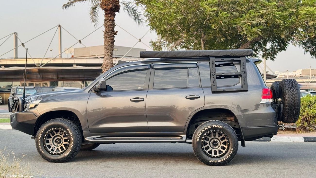 تويوتا لاند كروزر HEAVY OFF-ROAD MODIFIED | AUTOMATIC TRANSMISSION | 4.5L DIESEL ENGINE | 4WD | ROOF TENT & AWNING