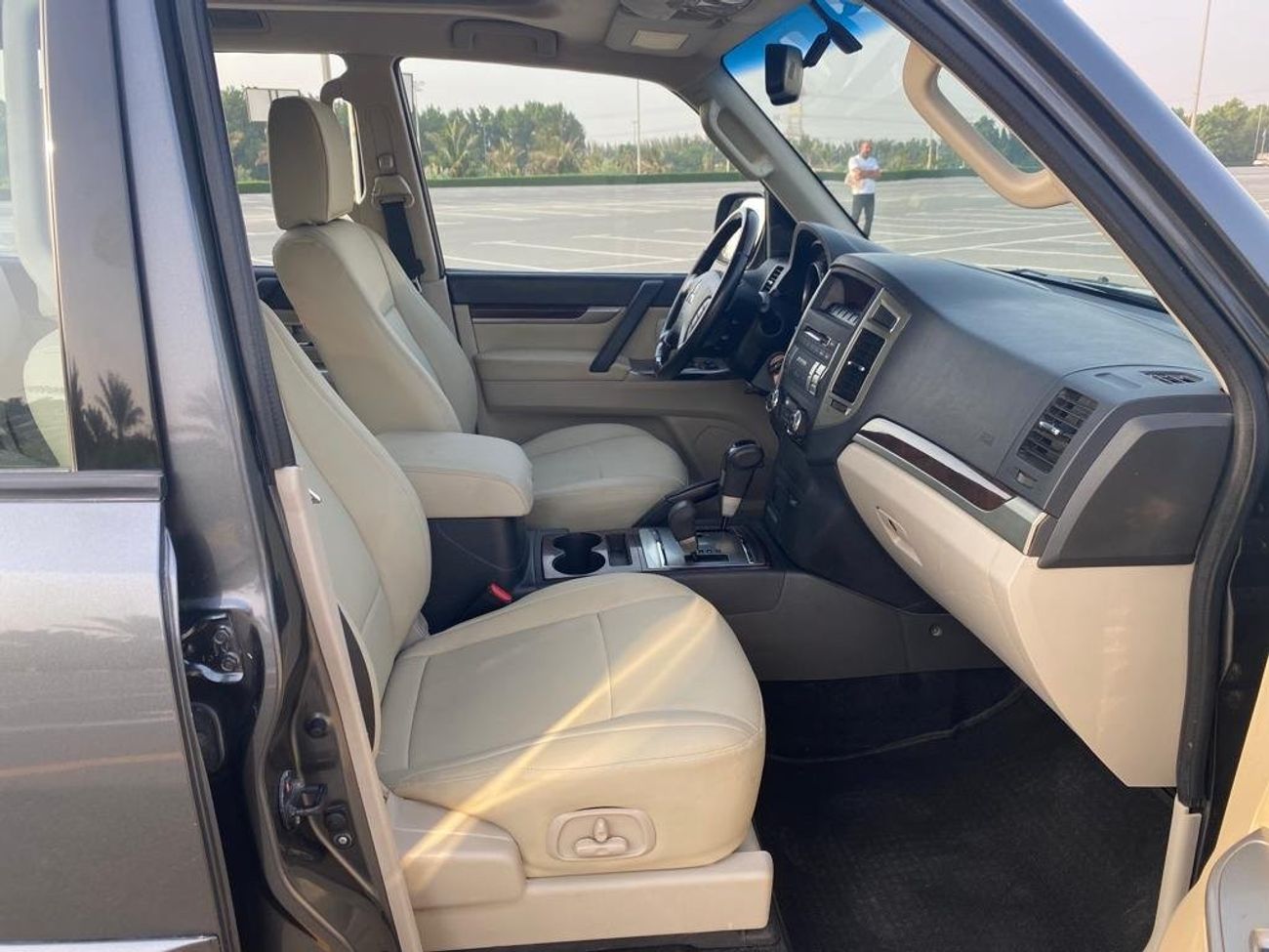 Mitsubishi Pajero 2015 Mitsubishi Pajero GLS (V80), 3dr SUV, 3.5L 6cyl Petrol, Automatic, Four Wheel Drive