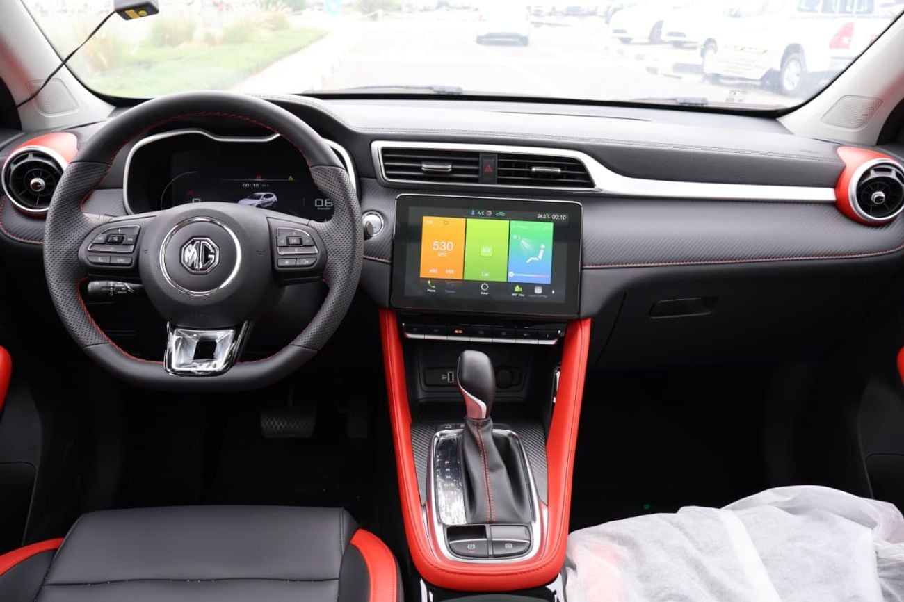 MG ZS 2025 MG ZS 1.5L AT Full option Luxury International Spec