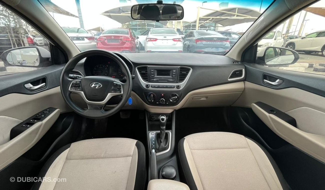 Hyundai Accent GCC خليجي