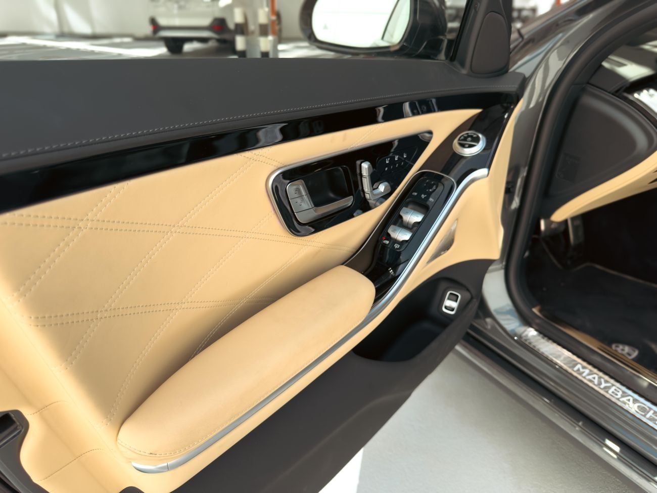 Mercedes Maybach S680 Maybach