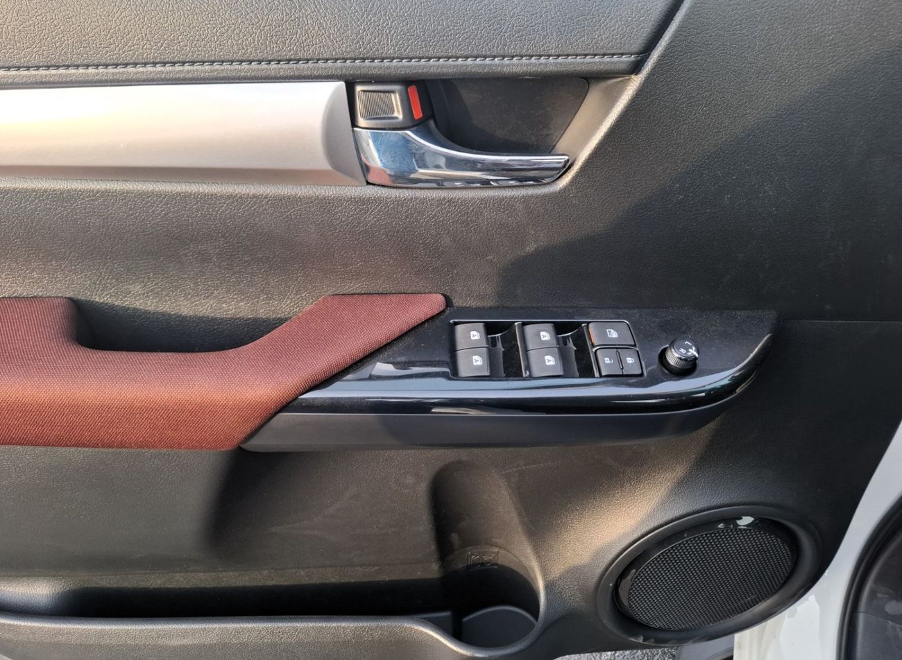 Toyota Hilux GLX 2.7L Double Cab Utility AWD