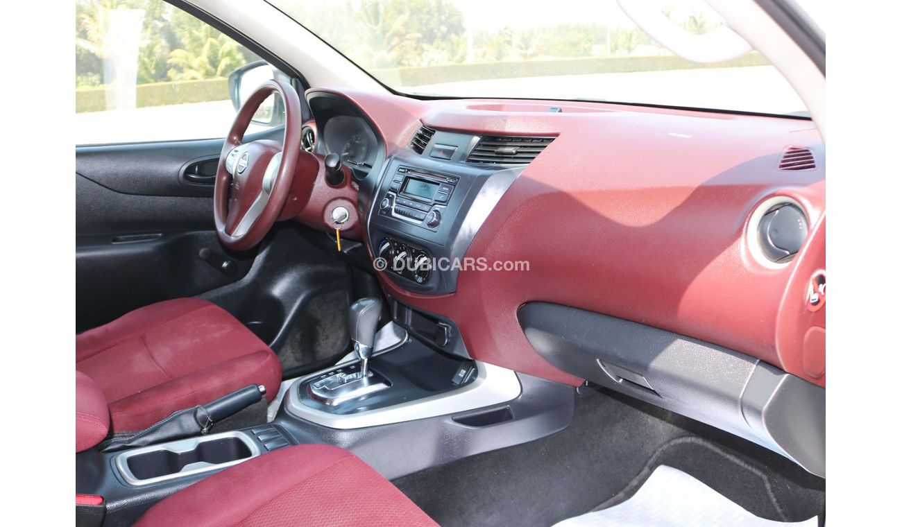 Nissan Navara 2019 | SE | 4X4 PETROL | DOUBLE CABIN | WITH GCC SPECS AND EXCELLENT CONDITION